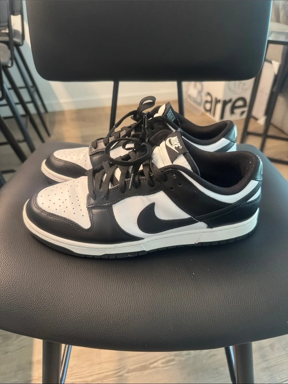 Nike Black and White Dunk-Style Low Tops